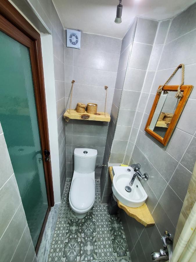 Relax Inn Корча Екстериор снимка