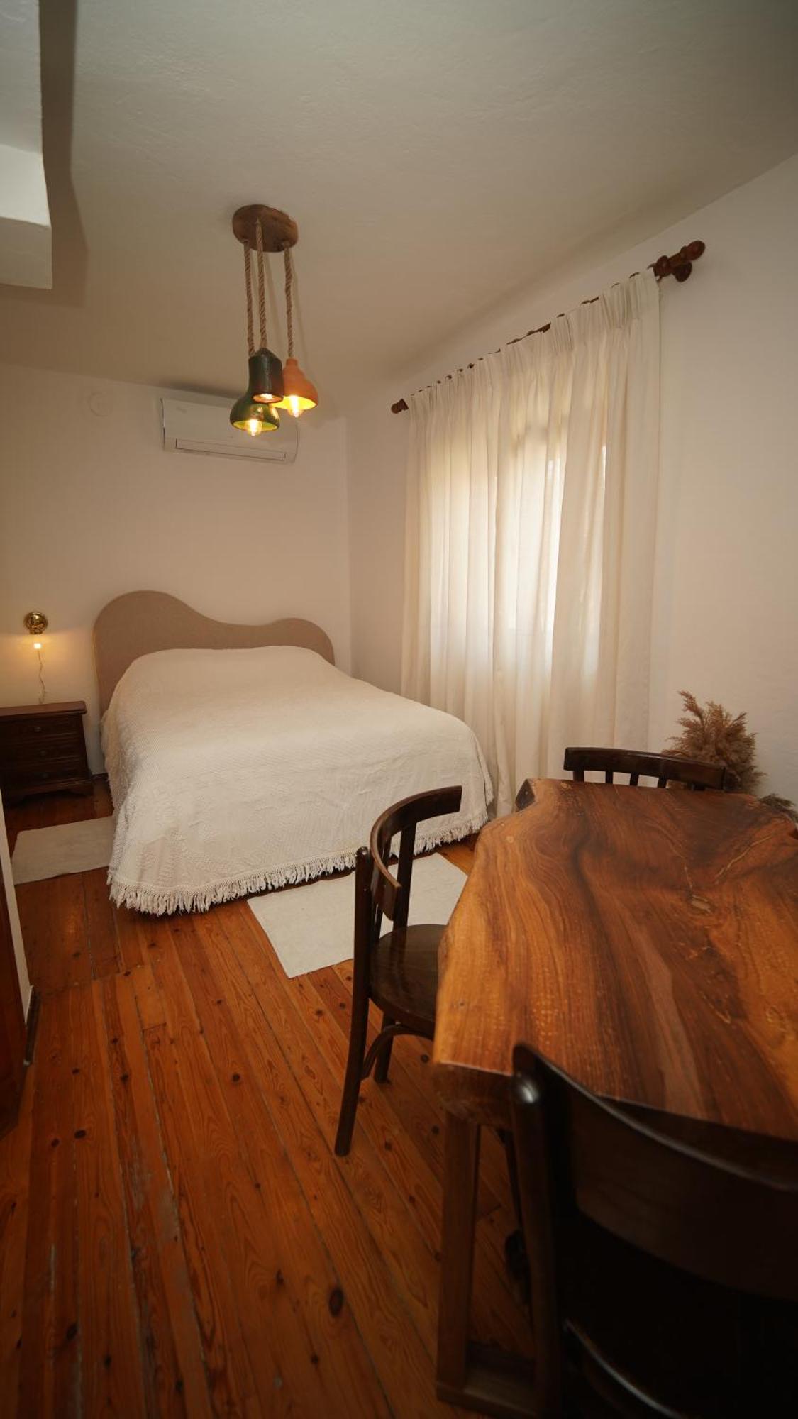 Relax Inn Корча Екстериор снимка